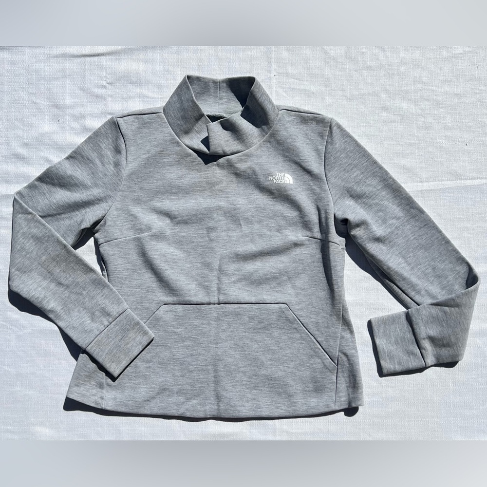 The North Face Heather Gray High-Collar Sweatshirt Heather Gray Medium D21
